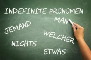 شرح ضمائر Indefinite Pronomen فى اللغة الألمانية jemand, man ,welcher